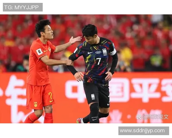 足球场上的魅力天使:这张球星最帅瞬间定格了他无与伦比的风采 足球场上的魅力天使:这张球星最帅瞬间定格了他无与伦比的风采